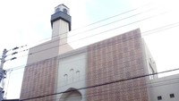 Di Prefektur Fukuoka ada Al Nour Islamic Culture Center. Letaknya cukup strategis, sekitar 300 meter dari Stasiun Hakozaki. (Alvika Hening Perwita/Istimewa)