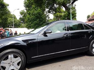 Lebaran di Yogya, Jokowi Bertemu Sultan di Keraton