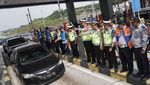 Potret Kakorlantas Buka One Way Arus Balik Sepanjang 344 KM