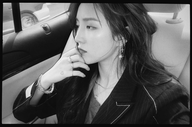 Foto itu jadi perbincangan terutama di kalangan para wanita yang iri dengan Jia. Pasalnya pelantun lagu Candy ini punya pacar yang kaya juga tampan. Foto: Instagram @mjbaby0203