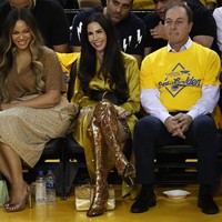 Tidak ada permusuhan. Aku hanya mencoba untuk menjadi tuan rumah yang baik. Aku tidak pernah mengalami cyber bullying seperti ini sebelumnya. Aku tidak percaya para pemain kami harus melewati ini. Anak-anak harus melewati ini, kutip Ramano dari perbincangannya dengan Nicole. Foto: Getty Images