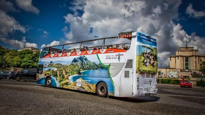 Bus Wonderful Indonesia