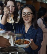 Sayur Bebanci, Jadi Hidangan Spesial  Lebaran Keluarga Dwi Sasono