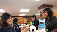 Salah satu kantor cabang BNI di negara Jepang yaitu BNI Tokyo juga beroperasi penuh dan tampak ramai dikunjungi nasabah terutama yang akan mengirimkan uang ke Indonesia. Foto: dok. BNI