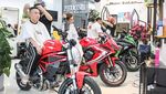 Moge Mahal Cuma Jadi Kursi di Pangkas Rambut!