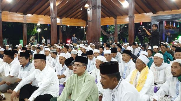 Warga Banjarnegara gelar tahlilan