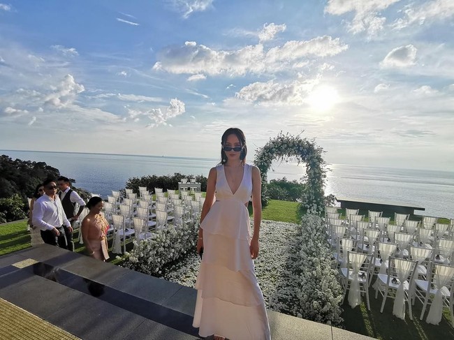 Di akun Instagram, Jia sendiri memamerkan penampilan cantiknya, saat syuting, latihan menari, hingga kebersamaannya dengan orang-orang terdekat. Foto: Instagram @mjbaby0203