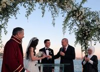 Erdogan jadi Pendamping Ozil Saat Menikah