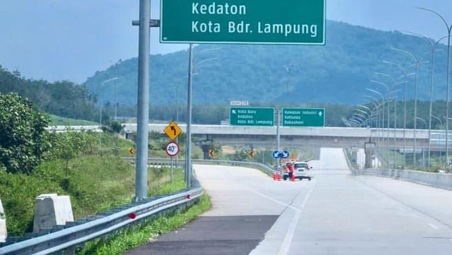 Ancaman Bambu Runcing, Kemenyan hingga Keris di Pembebasan Lahan Tol