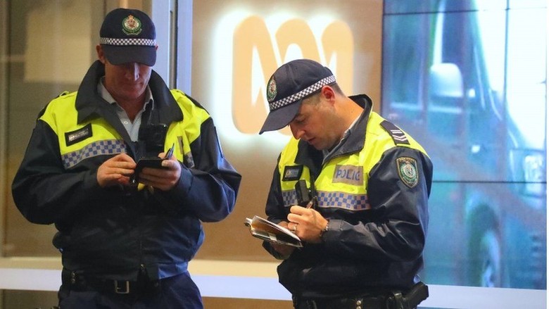Diduga Ungkap Rahasia Negara, Kantor Media Australia Digeledah Polisi Diduga Ungkap Rahasia Negara, Kantor Media Australia Digeledah Polisi