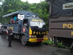 82 Orang yang Ditangkap Terkait Bentrok Buton Masih Diperiksa di Polda Sultra