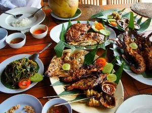 Santap Seafood Bareng Keluarga di 5 Resto Kawasan Pantai Anyer