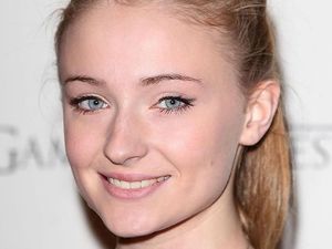 Transformasi Sophie Turner, Dari ABG Sampai Jadi Istri Joe Jonas