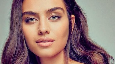Pesona Ratu Kecantikan Turki yang Resmi Jadi Istri Pesepakbola Ozil