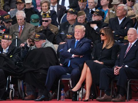 Melania Trump Dihujat karena Pakai Kacamata Hitam di Peringatan PD II