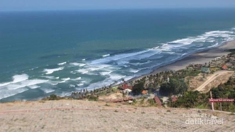 Foto: Ilustrasi Pantai Selatan (Brigida Emi Lilia/dtraveler) Foto: Ilustrasi Pantai Selatan (Brigida Emi Lilia/dtraveler)