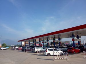 Pertamina Uji Coba B30 di Terminal BBM