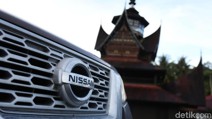 Nissan Terra Membelah Keindahan Sumatera