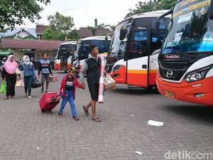 Tiket Pesawat Mahal, Orang Sumatera Pilih Mudik Pakai Bus Umum