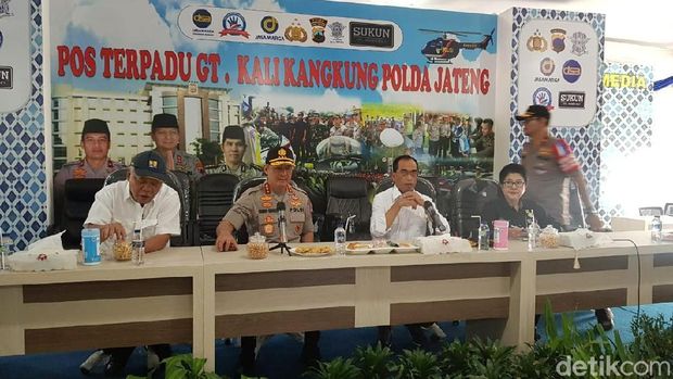 Menhub akan Cek Arus Balik di Tol Pekalongan dan GT Brebes Barat