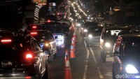 Kendaraan yang melintasi di H+3 ini rata-rata didominasi oleh kendaraan warga yang pulang mudik dari Garut-Tasikmalaya menuju Jakarta. Hal itu bisa dilihat dari plat nomor kendaraan yang didominasi oleh plat B.