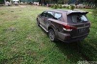 Kegagahan Nissan Terra Membelah Keindahan Sumatera