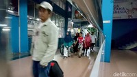 Selain itu, tiga dermaga disiapkan hanya untuk bongkar dan tidak memuat penumpang dari Merak.