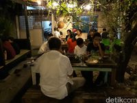 Waroeng Klangenan, Tempat Makan Murah yang Jadi Pilihan Jokowi