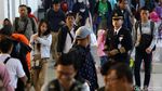 Sore Ini Ribuan Pemudik Tiba di Stasiun Pasar Senen