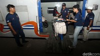 Para pemudik yang lelah menggunakan motor dapat mendaftar pada tanggal 8 hingga 13 Juni 2019. Nantinya kendaraan yang telah tiba langsung diinfokan kepada pemilik kendaraan.