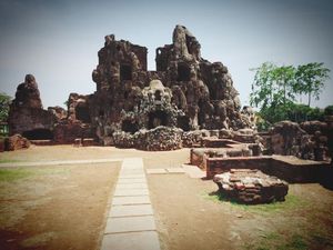 Ini Gua yang Jadi Favorit Pemudik di Cirebon