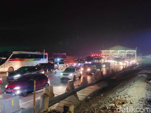 Arus Balik, Jasa Marga Berlakukan Contraflow di Km 65-38 Arah Jakarta