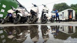 Ribuan Motor Balik ke Jakarta Diangkut Kereta