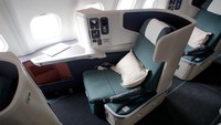 Terakhir, naik Cathay Pacific Airline ongkosnya US$ 26 ribu atau setara dengan Rp Rp 364 juta untuk perjalanan kelas satu dari Hongkong ke New York. Istimewa/MoneyInc.