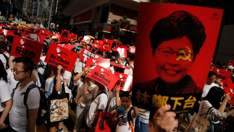 Tentang Demo Tolak Ekstradisi ke China yang Digelar Warga Hong Kong Tentang Demo Tolak Ekstradisi ke China yang Digelar Warga Hong Kong