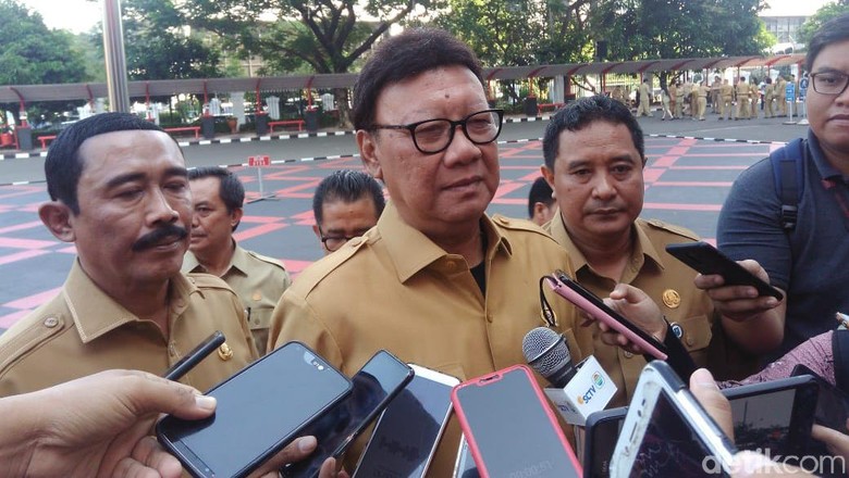 Anies Hapus Operasi Yustisi, Mendagri: Niat Kerja Harus Punya KTP Jakarta Anies Hapus Operasi Yustisi, Mendagri: Niat Kerja Harus Punya KTP Jakarta