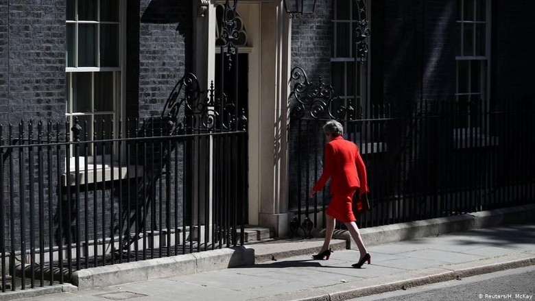 Para Pesaing yang Ingin Menggantikan Theresa May Mulai Bertarung Para Pesaing yang Ingin Menggantikan Theresa May Mulai Bertarung
