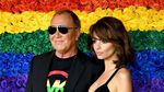 Penampilan Seksi Emily Ratajkowski di Tony Awards