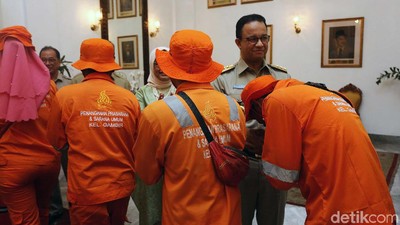 Anies Gelar Halal Bihalal di Balai Kota