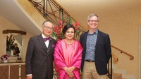 Walikota Canning Paul Ng, Konsul Jenderal untuk KJRI Perth Dewi Gustina Tobing dan Dr Mike Nahan anggota parlemen untuk Australia Barat (Elis Zuliati Anis/Istimewa)