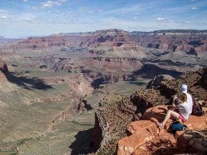 Ada Pegawainya yang Positif Corona, Grand Canyon AS Ditutup