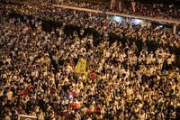 Massa aksi di Hong Kong