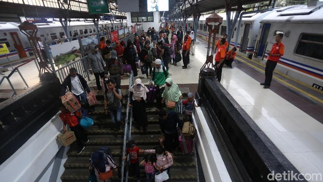 7 Rute Baru Kereta dari Gambir dan Senen per Desember