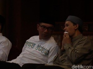 Kontroversi Masjid Al-Safar, Ridwan Kamil-Ustaz Rahmat Baequni Islah