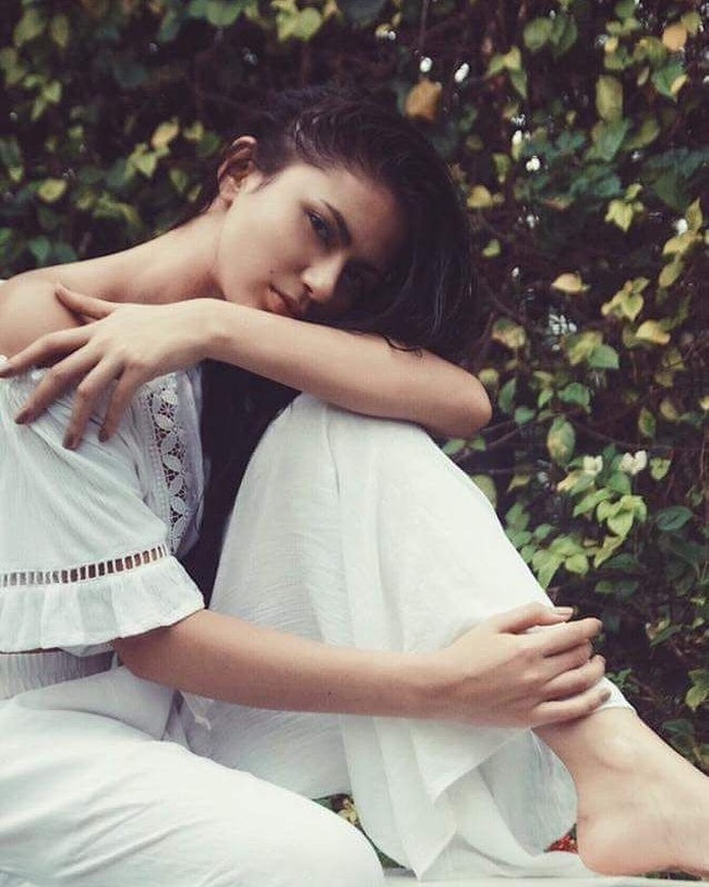 Pada ajang Binibining Pilipinas 2019, Gazini Christiana Ganados membawa advokasinya untuk peduli pada orang tua atau jompo. Advokasiku adalah untuk memperjuangkan hak perempuan dan hak para orang tua. Penting bagi kita tahu bahwa ada seseorang yang mencintai, mendukung apapun ambisi kita. Kita bisa berdiri menjalani mimpi kita, tujuan kita dan apa yang kita capai sekarang karena nilai dan nasihat yang para orang tua berikan pada kita, ujar Gazini. Foto: Dok. Instagram