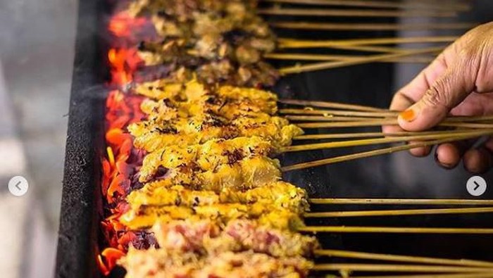 Sate Kelopo Bu Asih Surabaya