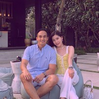 Dalam kesehariannya, Chryseis Tan bekerja sebagai chief executive officer Berjaya Times Square, mal besar yang berada di jantung kota Kuala Lumpur. Dia juga menjadi pemimpin dari beberapa unit usaha perusahaan sang ayah yang ada di luar negeri. Salah satunya adalah Four Seasons Hotel and Residences di Kyoto. Foto: Instagram @ chrystan_x