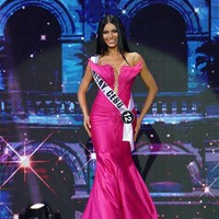 Seperti pendahulunya, Catriona Gray, sosok Gazini juga seorang blasteran. Ayahnya berasal dari Palestina dan ibunya orang Filipina. Sejak lahir, Gazini belum pernah bertemu dengan ayahnya. Dan dia berharap melalui kompetisi Miss Universe Philippines bisa mempertemukannya dengan sang ayah. Foto: Instagram @bbpilipinasofficial, @ gazinii