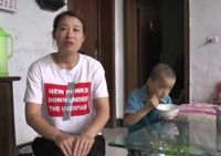 Mulia! Bocah Ini Makan 5 Kali Sehari Untuk Selamatkan Nyawa Sang Ayah