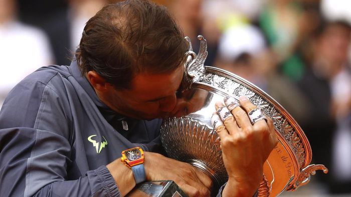 Rafael Nadal juara Prancis Terbuka 2019 (REUTERS/Kai Pfaffenbach) Rafael Nadal juara Prancis Terbuka 2019 (REUTERS/Kai Pfaffenbach)